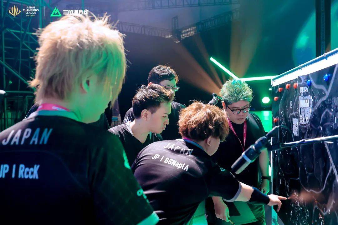 随着赛区全 随着赛区全